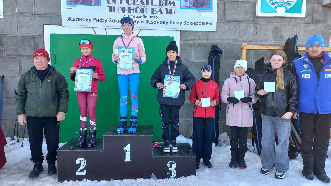 Лыжники из Мелеуза выступили на республиканских соревнованиях в Стерлибашево