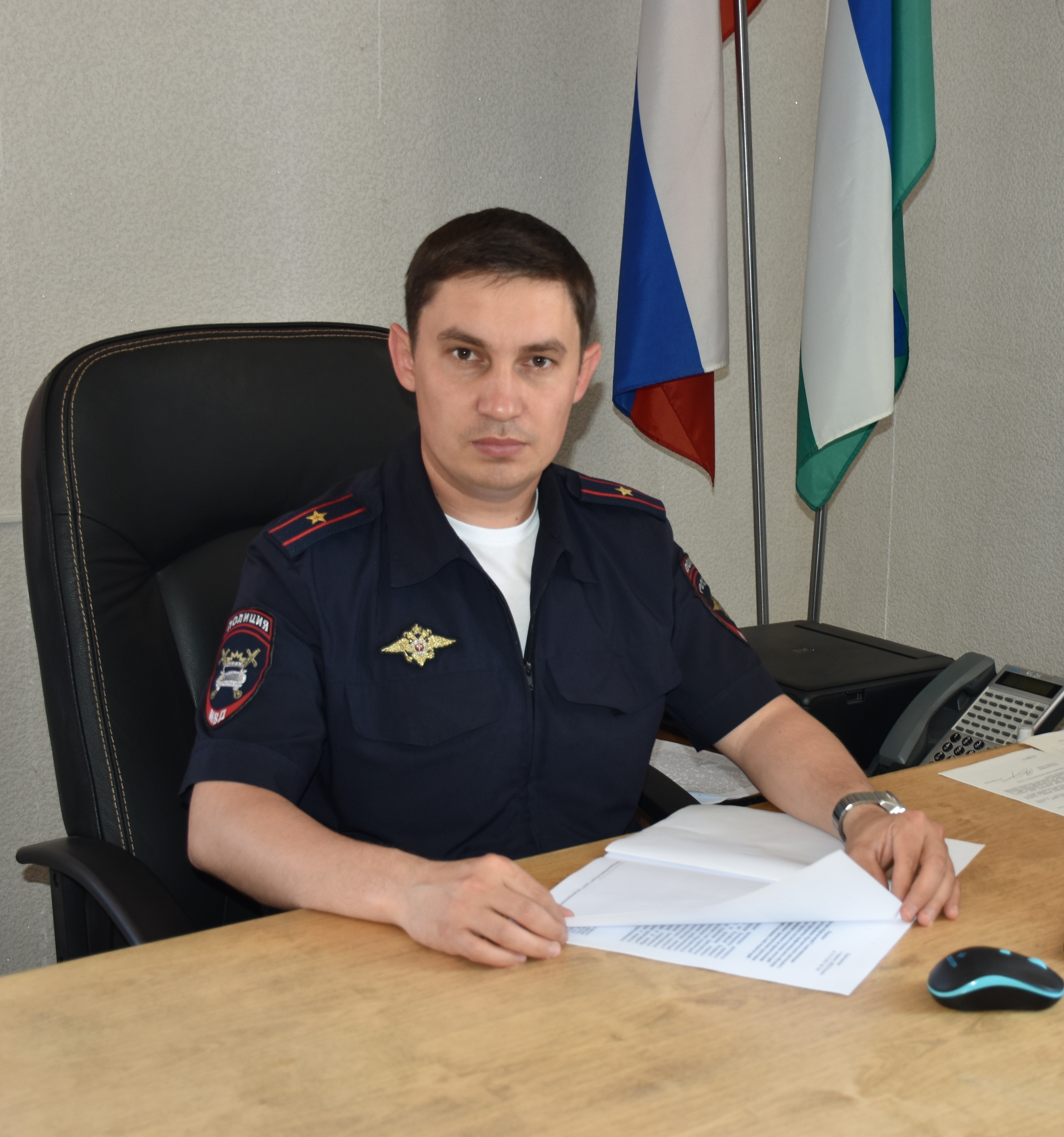 В Мелеузе водителям сотрудники ГАИ советуют использовать единый портал госуслуг