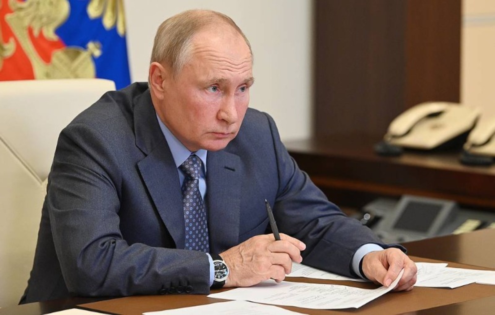 Президент РФ призвал не допускать завышенной стоимости при строительстве дорог