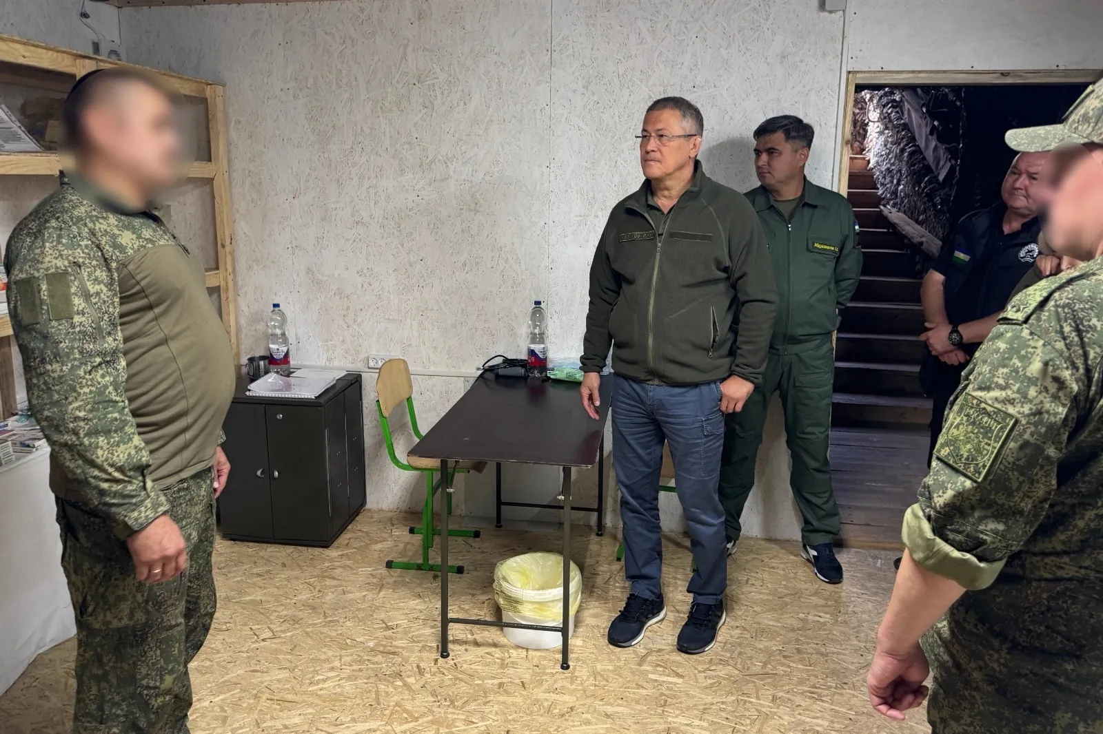 Радий Хабиров обсудил с бойцами полка «Башкортостан» поддержку республики