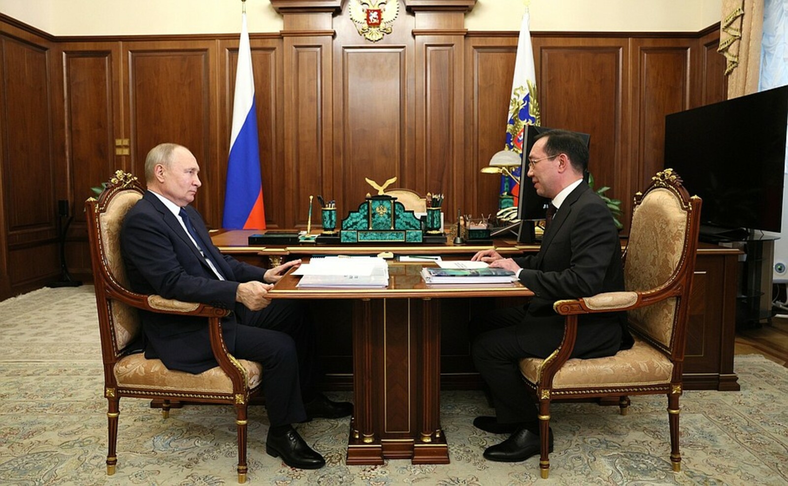 Владимир Путин провёл встречу с главой Республики Саха Айсеном Николаевым