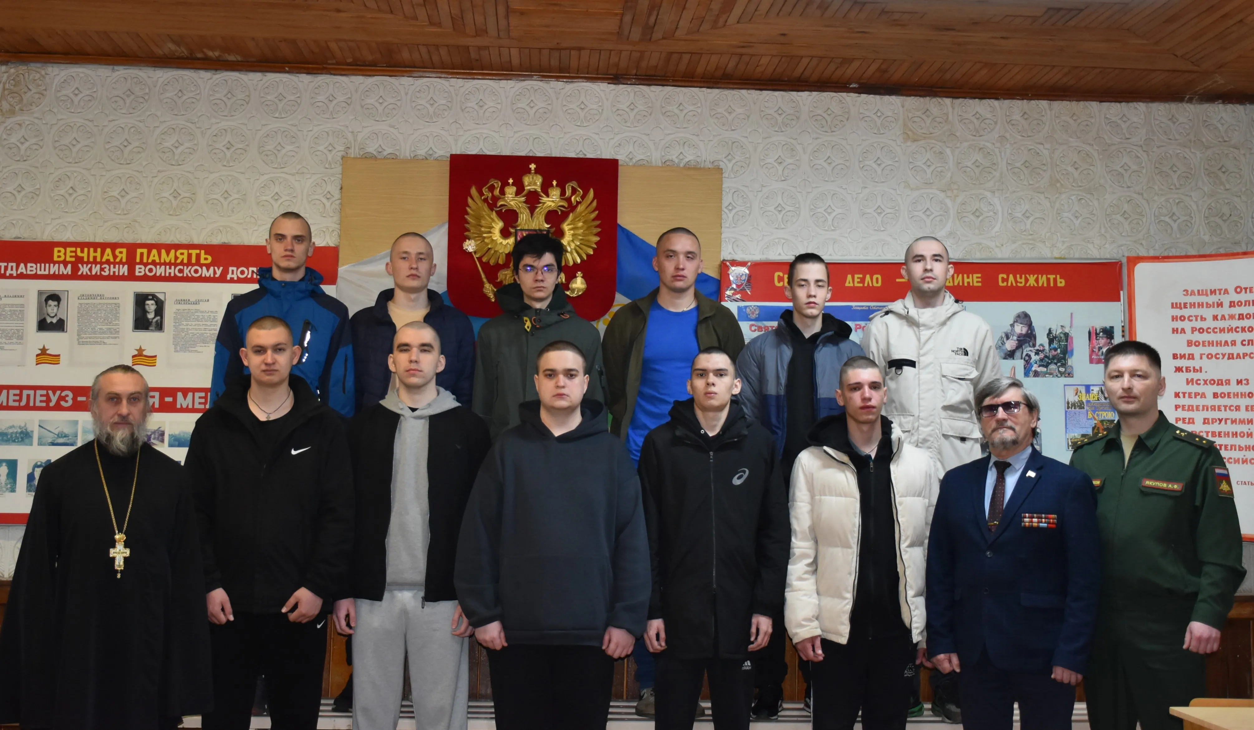 В Мелеузе состоялась первая отправка новобранцев в ходе призывной кампании-2026