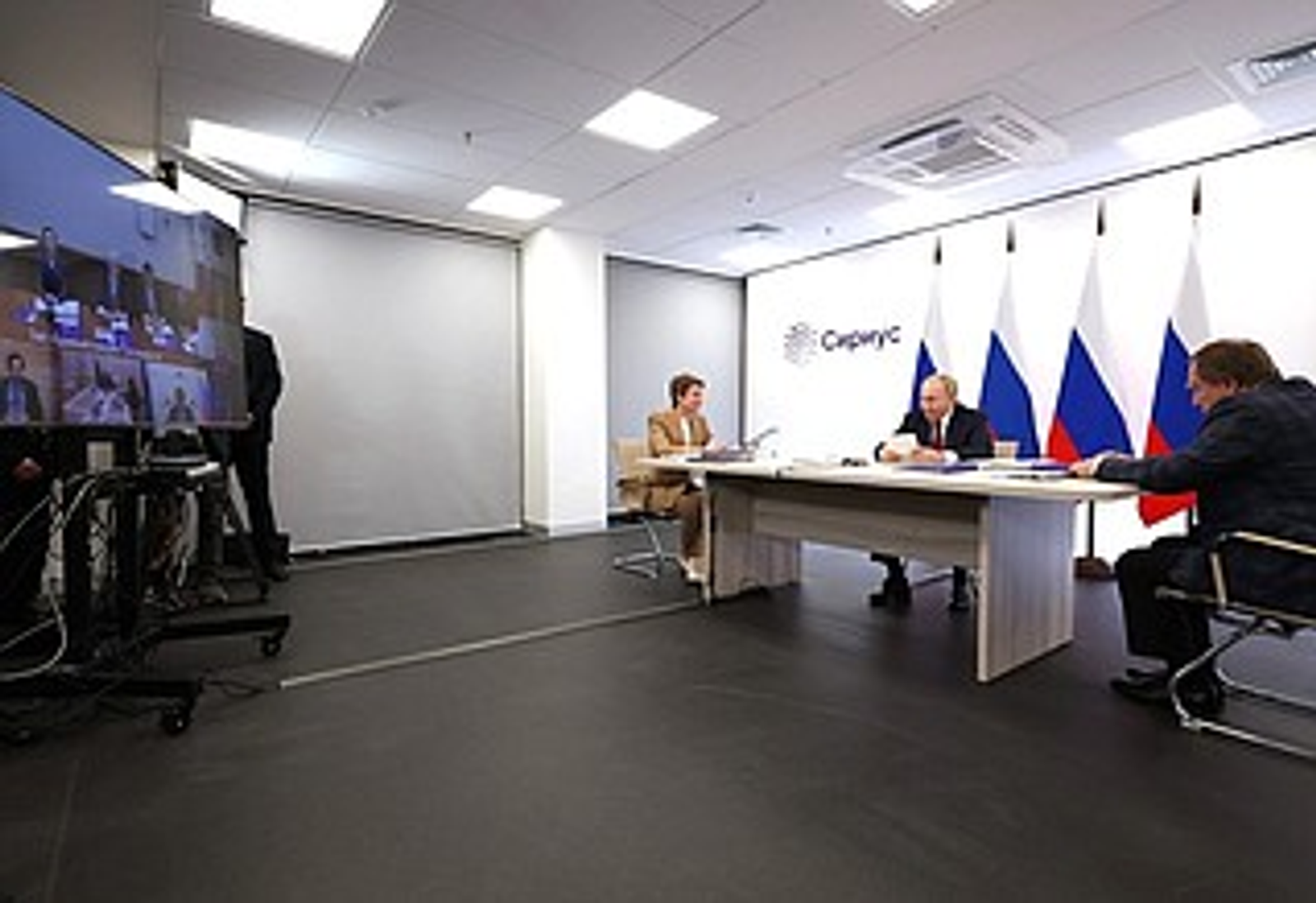 Владимир Путин провёл заседание попечительского совета фонда «Талант и успех»