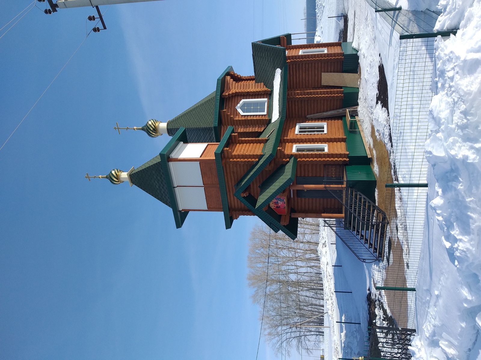 Верующие готовятся к встрече праздника - Сретения Господа нашего Иисуса Христа