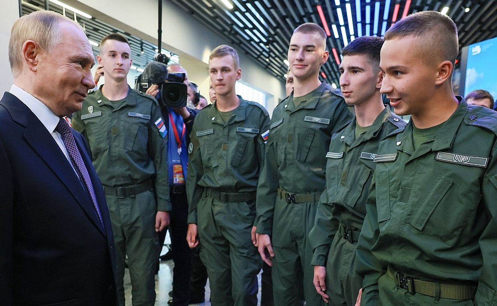 Президент посетил филиал Национального центра «Россия» в Приморском крае