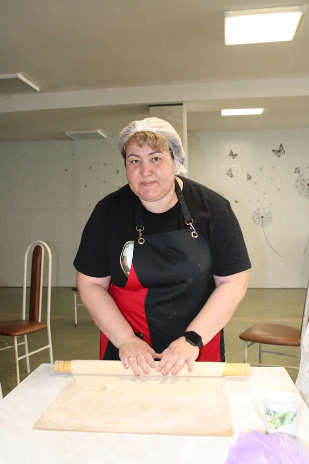 Как в Мелеузе готовят гостинцы для бойцов