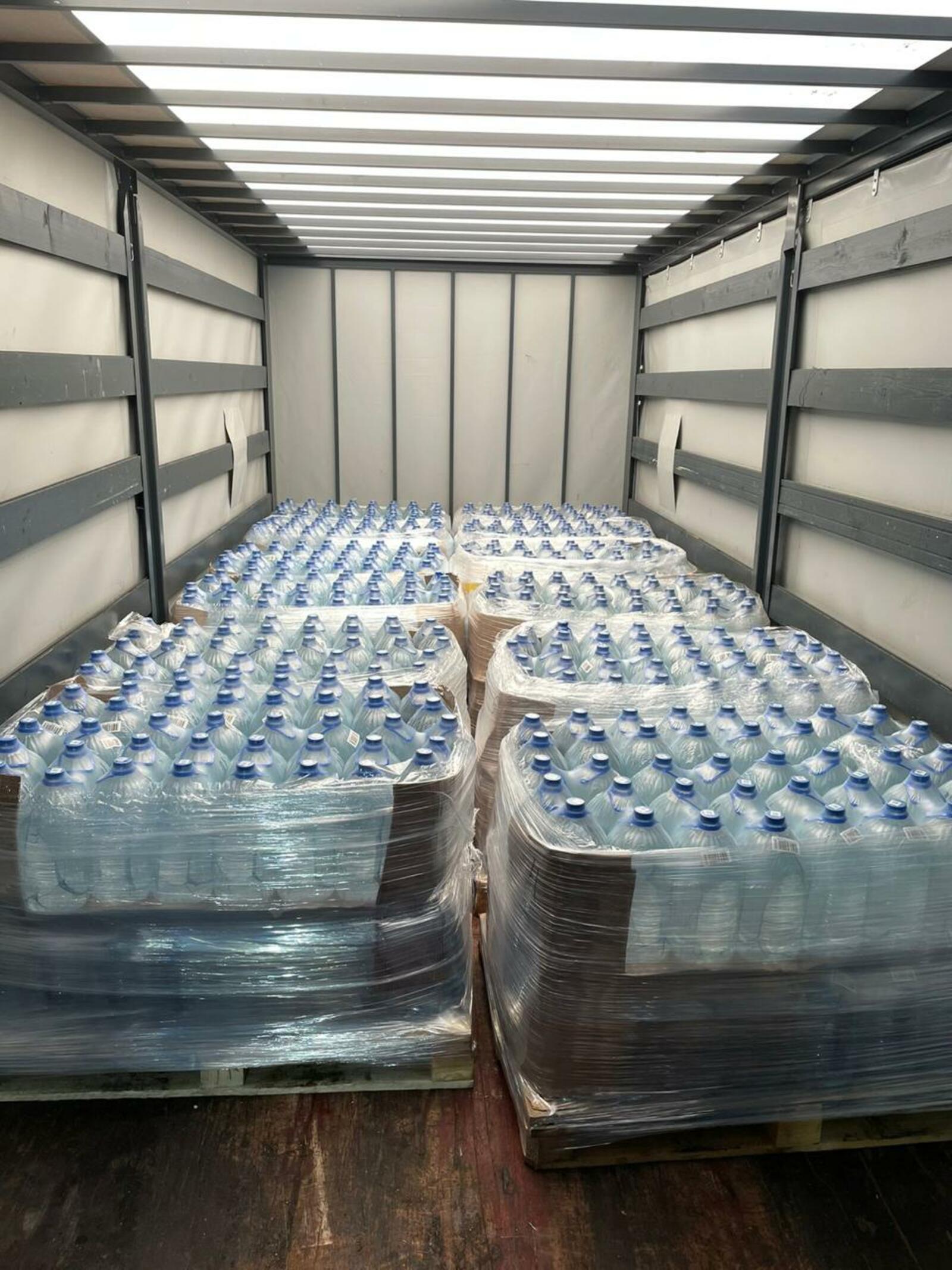 Депутаты Курултая Башкирии отправили питьевую воду пострадавшим жителям Орска