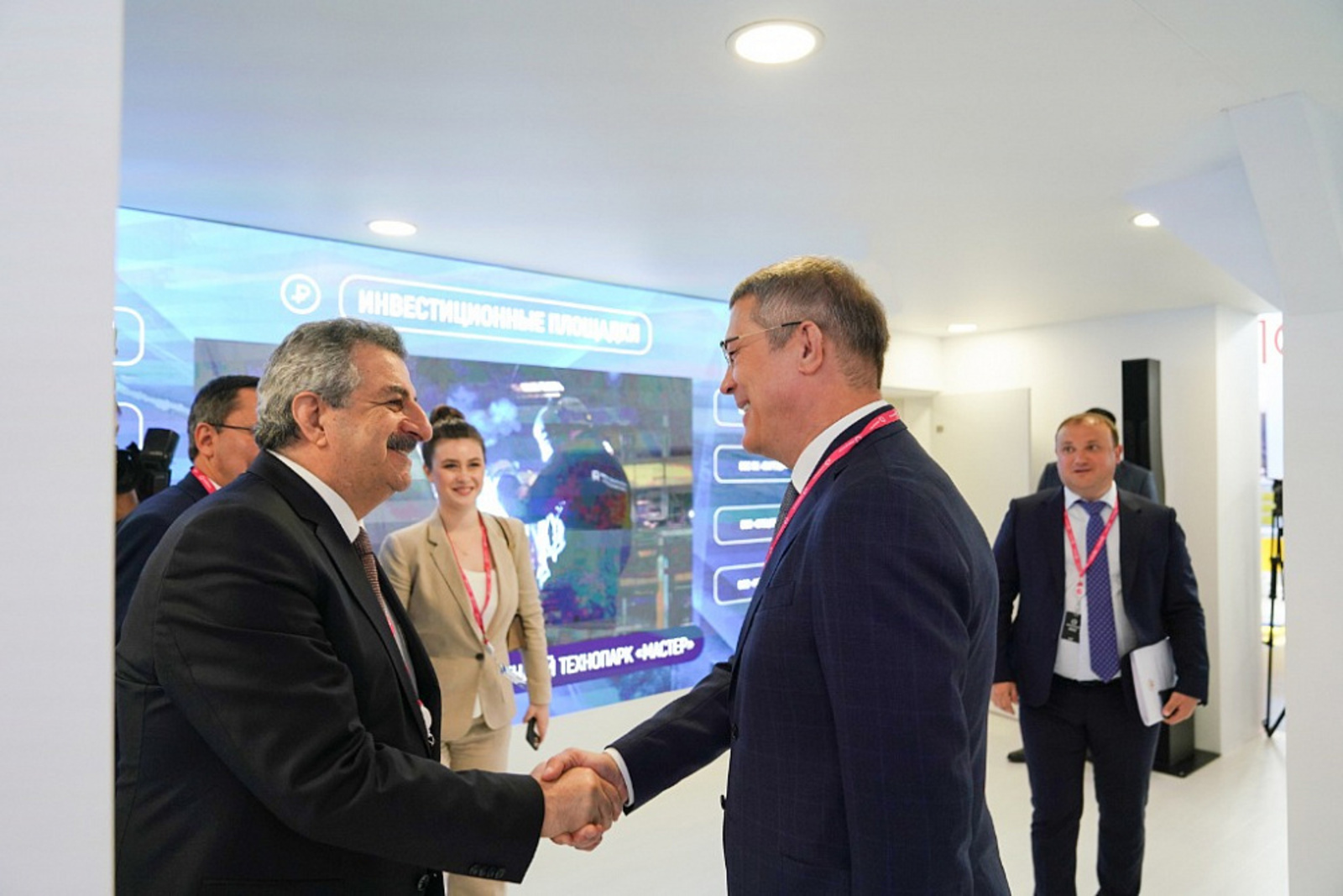 Радий Хабиров встретился с заместителем министра промышленности и технологий Турции Хасаном Бюйюкдеде