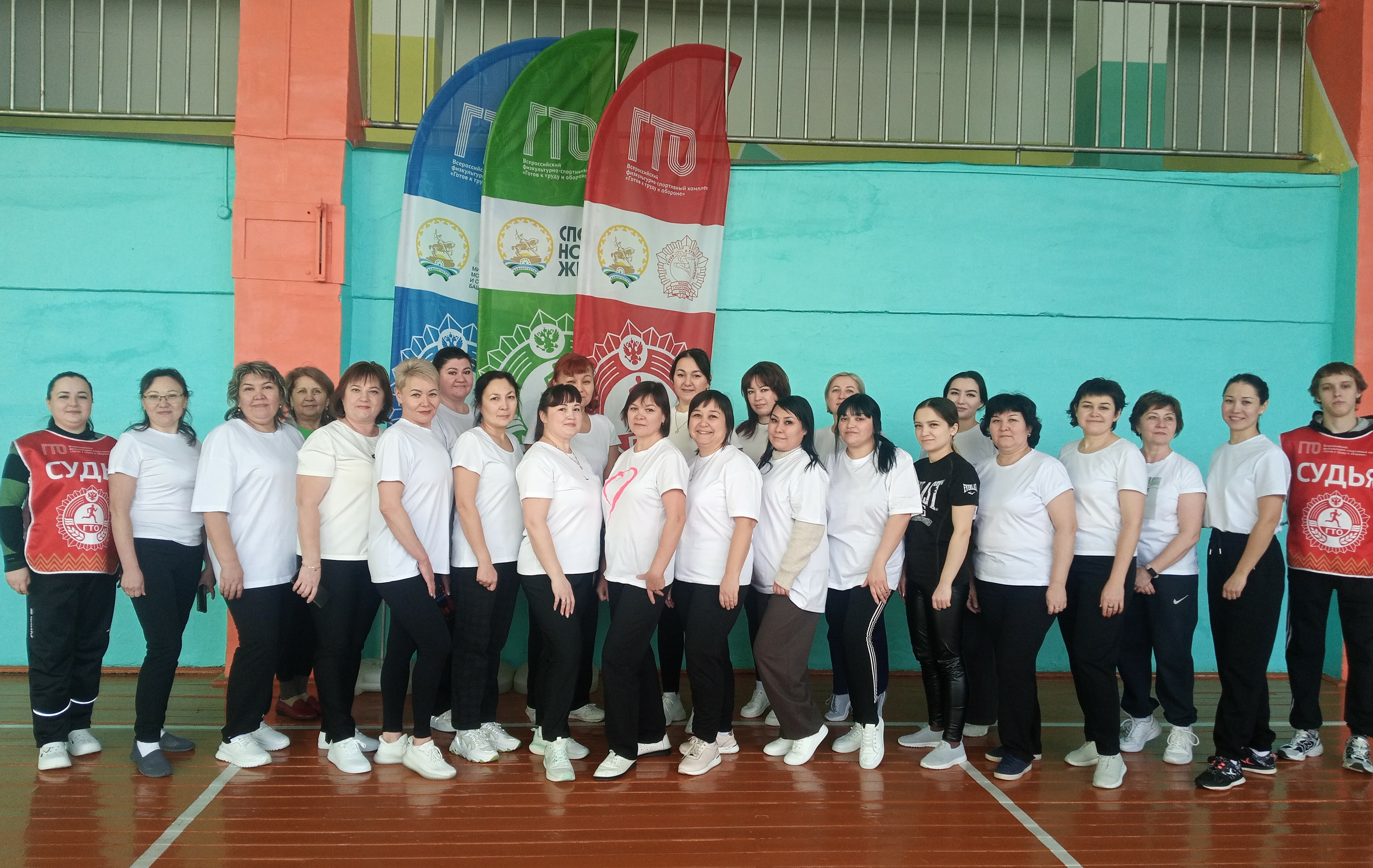 В Мелеузе нормативы ГТО успешно сдали воспитатели детского сада №15 "Гузель"