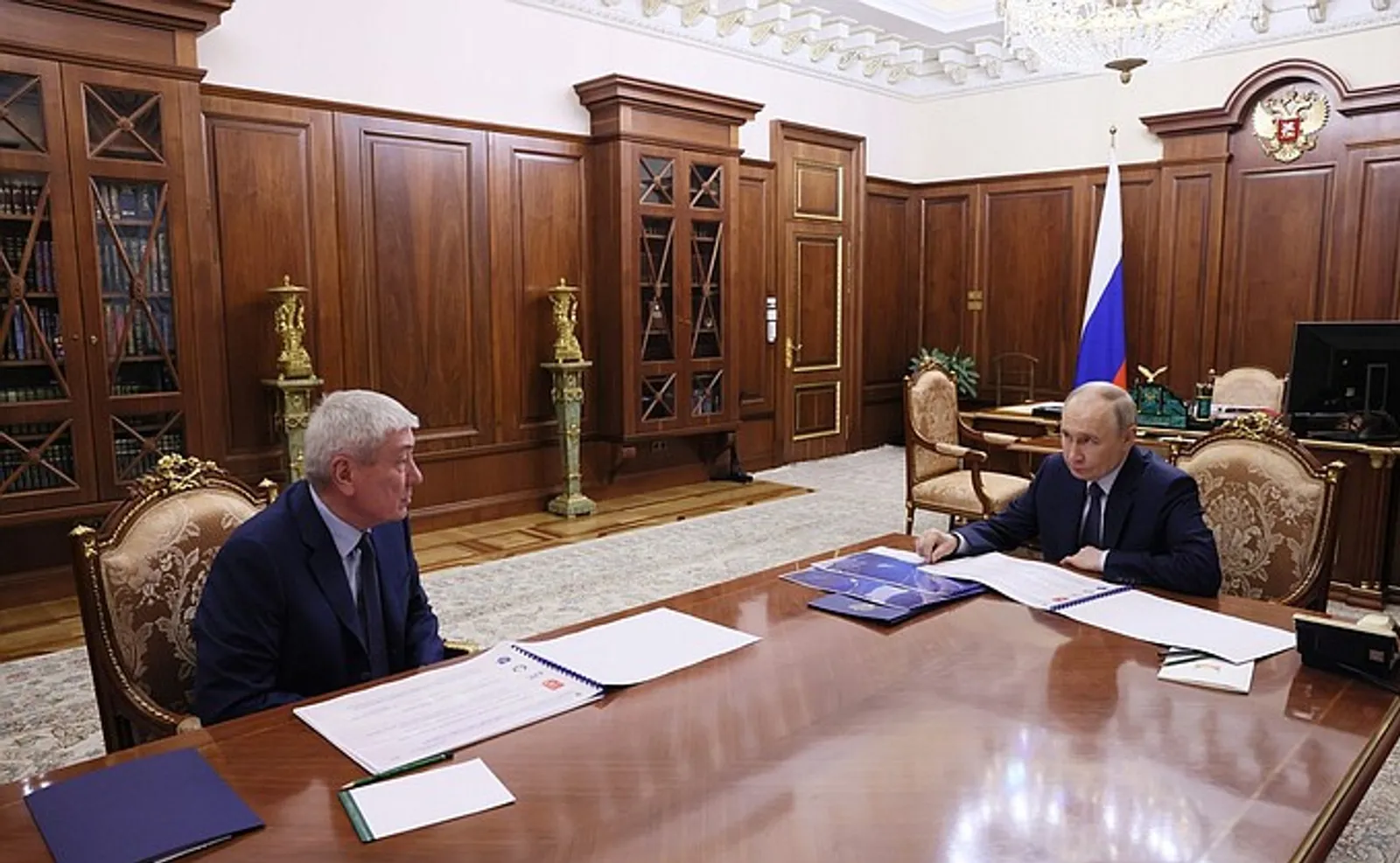 Встреча Владимира Путина с главой Росфинмониторинга Юрием Чиханчиным