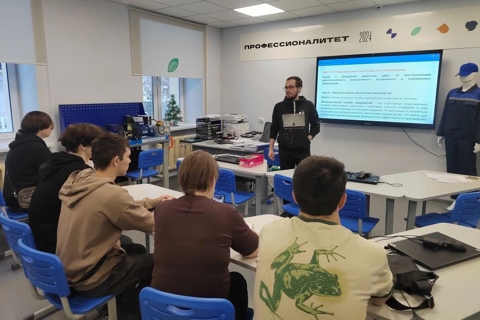 Выпускники колледжа в Мелеузе помогают в подготовке к чемпионату "Профессионалы"