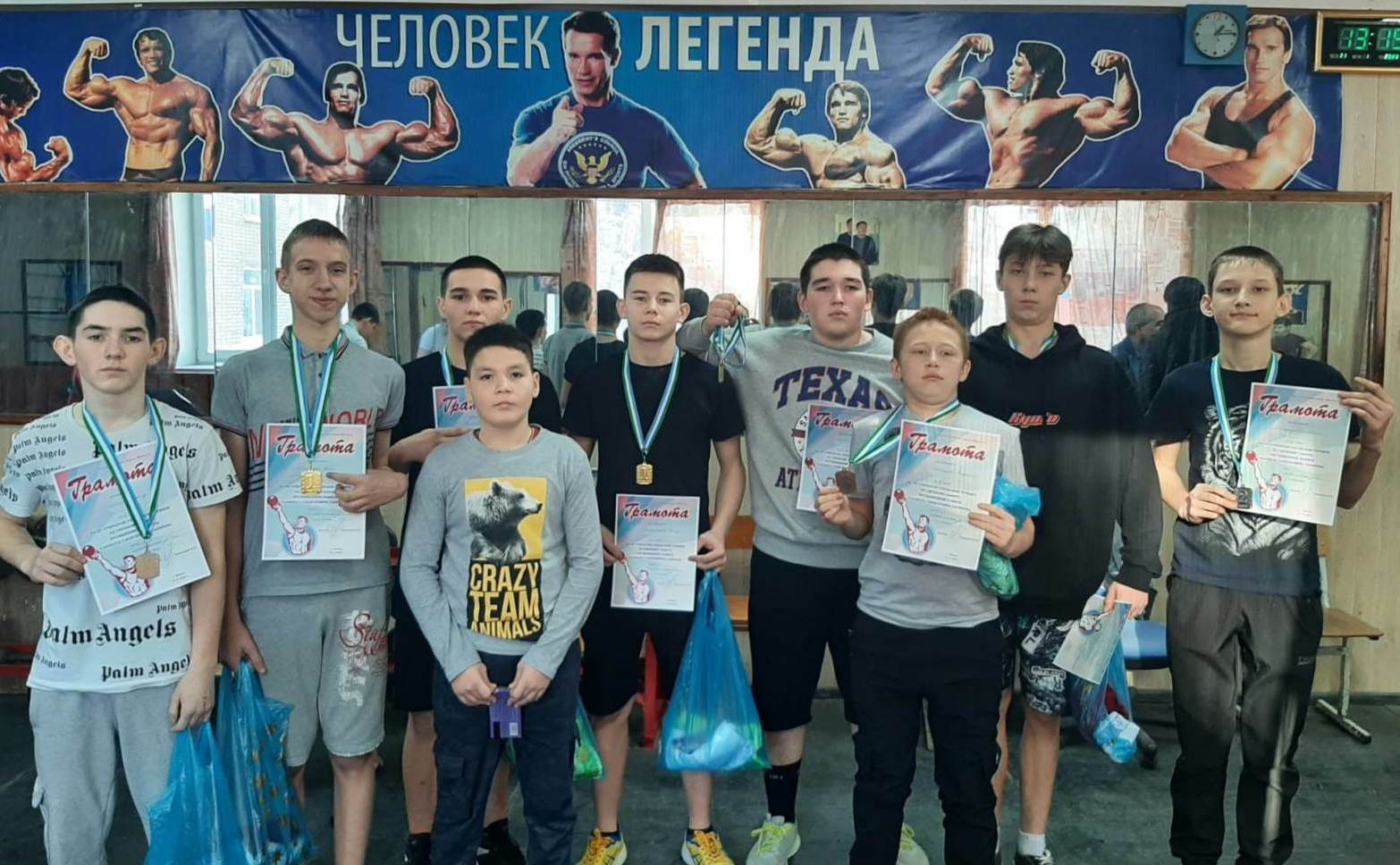 В ДПК «Батыр» г. Мелеуза состоялись соревнования юных гиревиков
