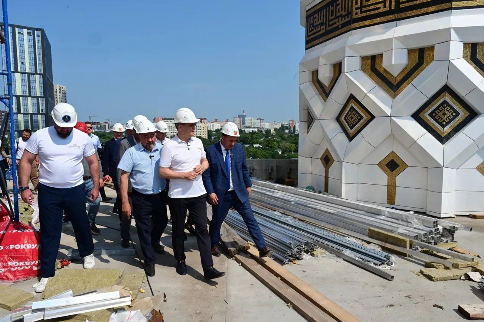 Глава Башкирии посетил стройплощадку мечети "Ар-Рахим"