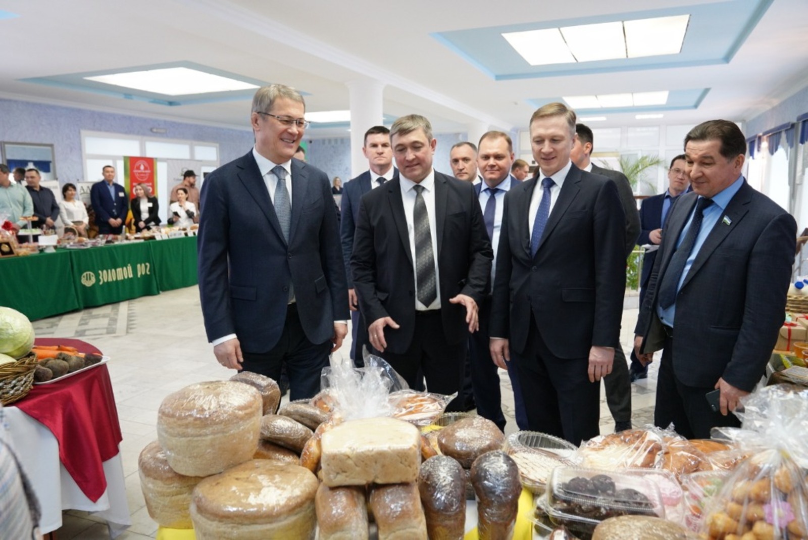 Глава Башкортостана высоко оценил развитие промышленности в 2022 году