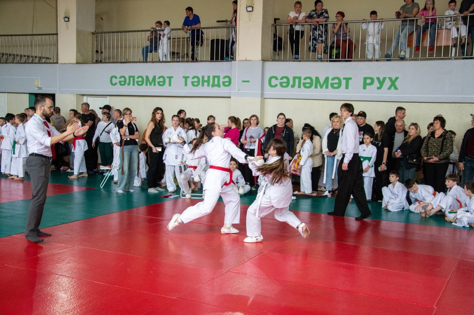 В Мелеузе соревновались каратисты со всего Башкортостана