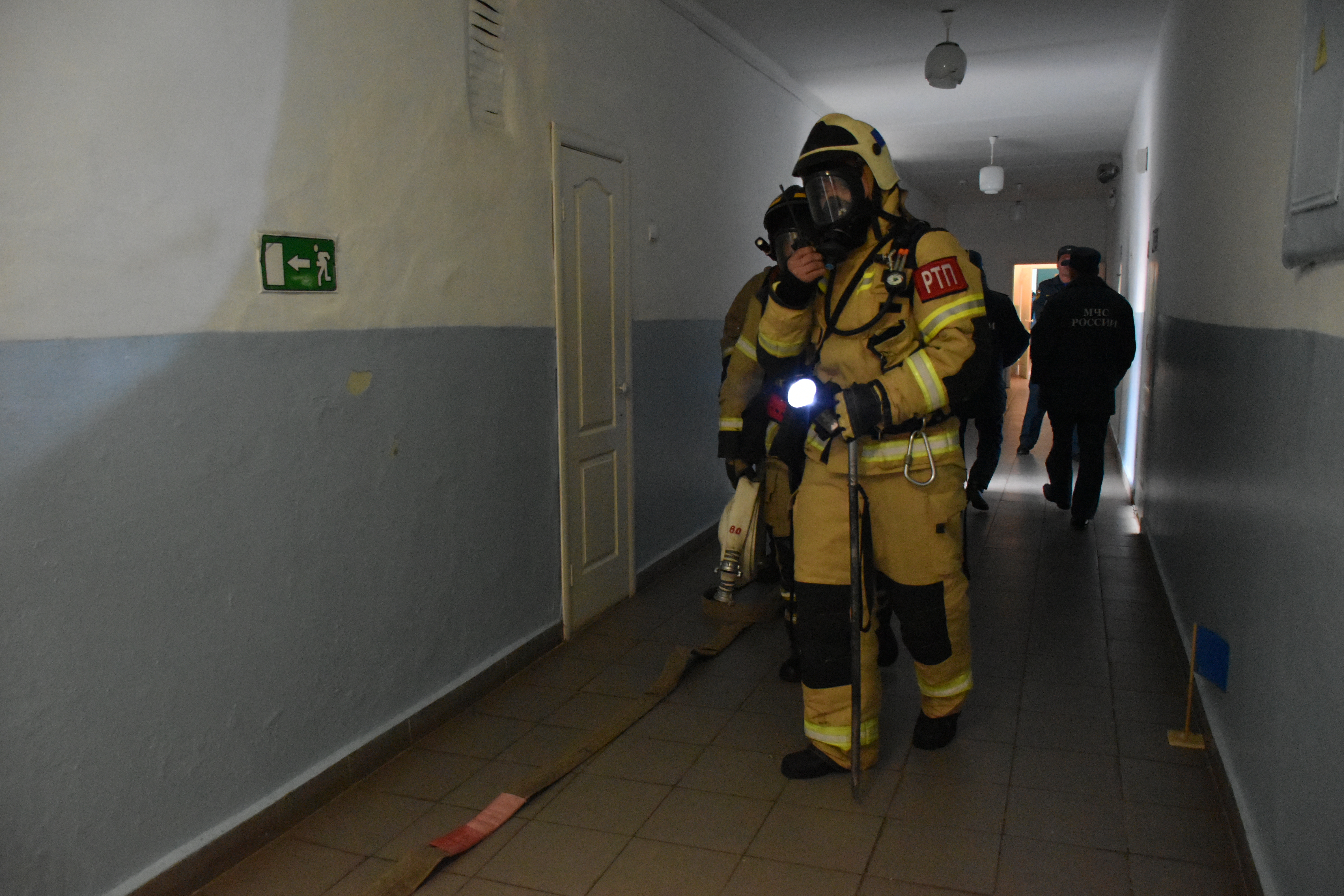 Специалисты Мелеузовского звена МЧС России предупреждают об опасности пожаров в жилом фонде Башкортостана