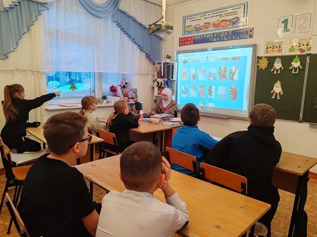 В Мелеузовском районе Башкирии сельская школа отметила 140-летие