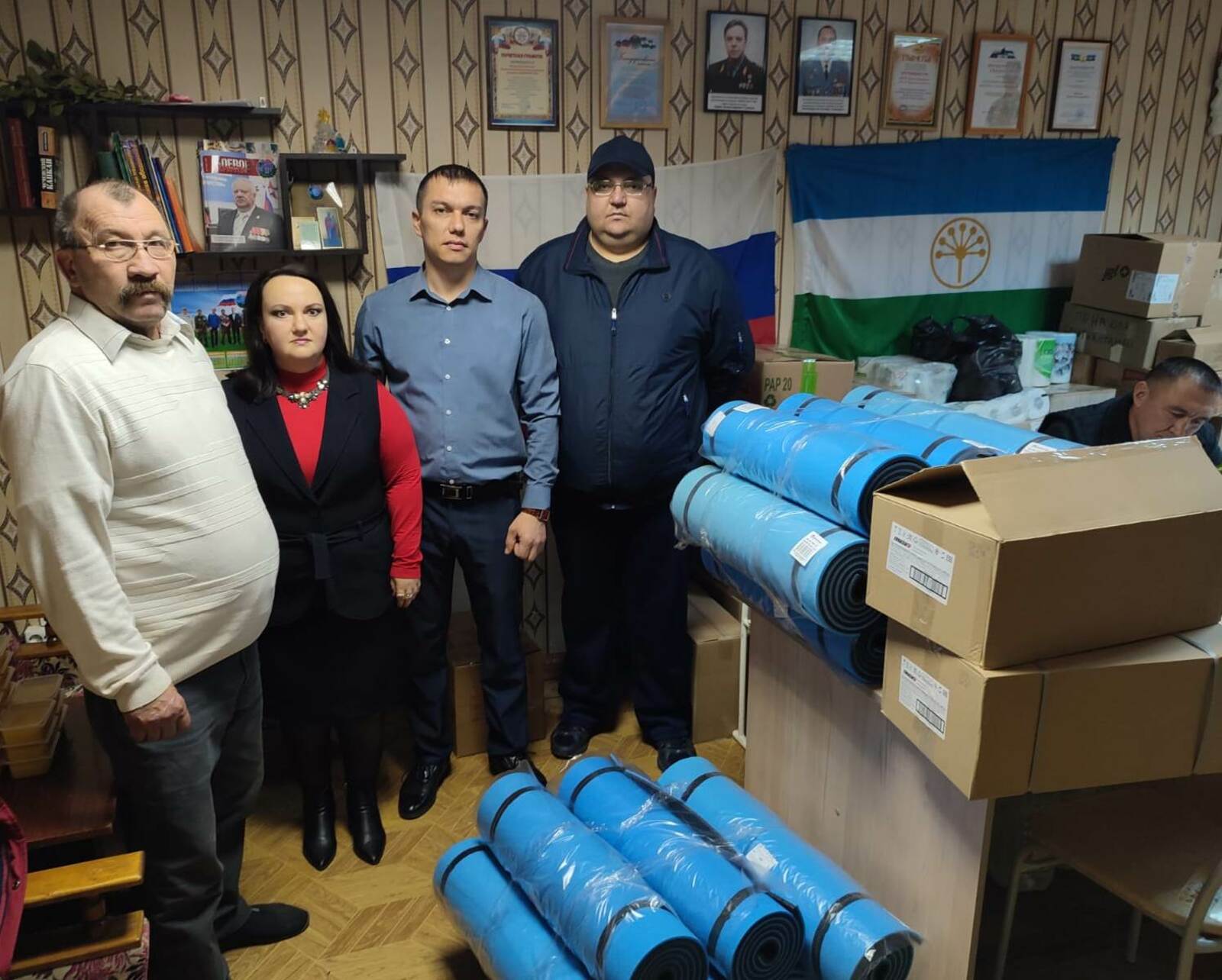 Сотрудники Мелеузовского районного суда оказали гуманитарную помощь мобилизованным военнослужащим