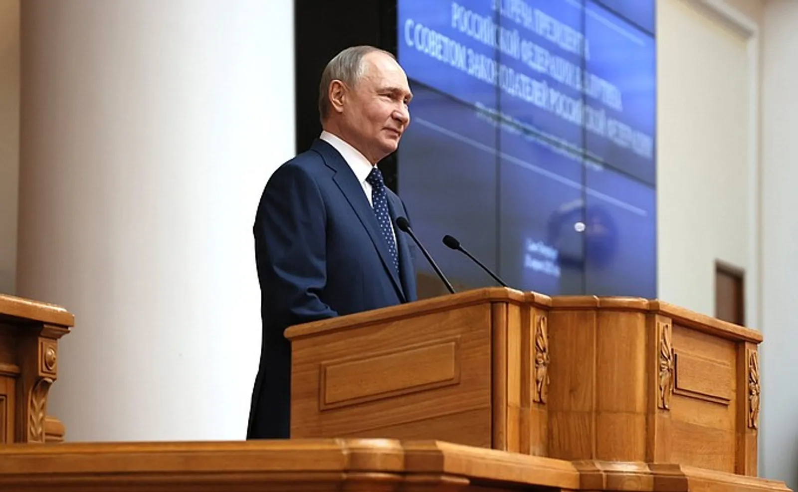 Президент России встретился с членами Совета законодателей