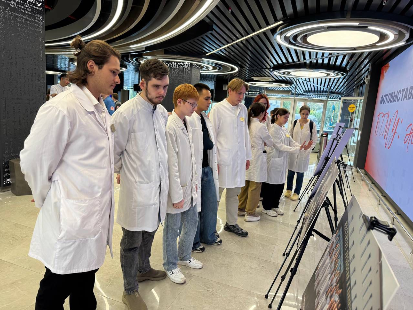 «БГМУ: жизнь в кадре»: в Межвузовском кампусе Уфы открылась фотовыставка