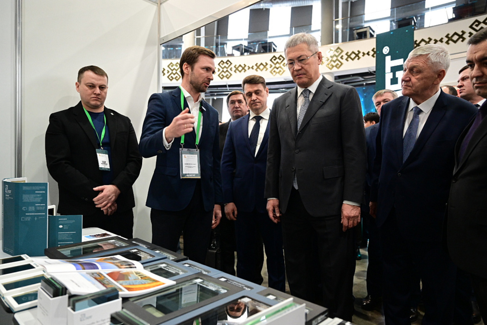 Радий Хабиров принял участие в открытии форума «УралСтройИндустрия»