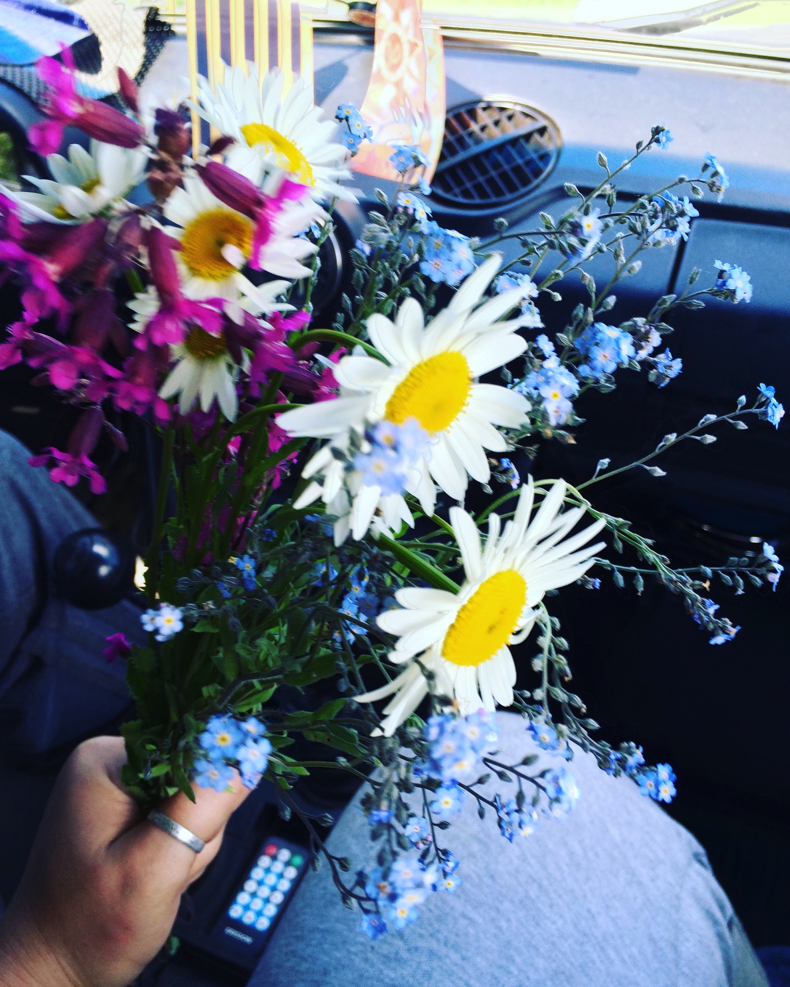 Деньги на дороге не валяются!