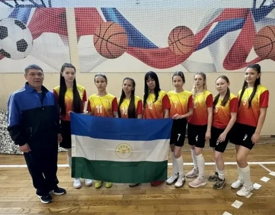 Мелеузовские школьники взяли бронзовые медали на первенстве России по мини-лапте