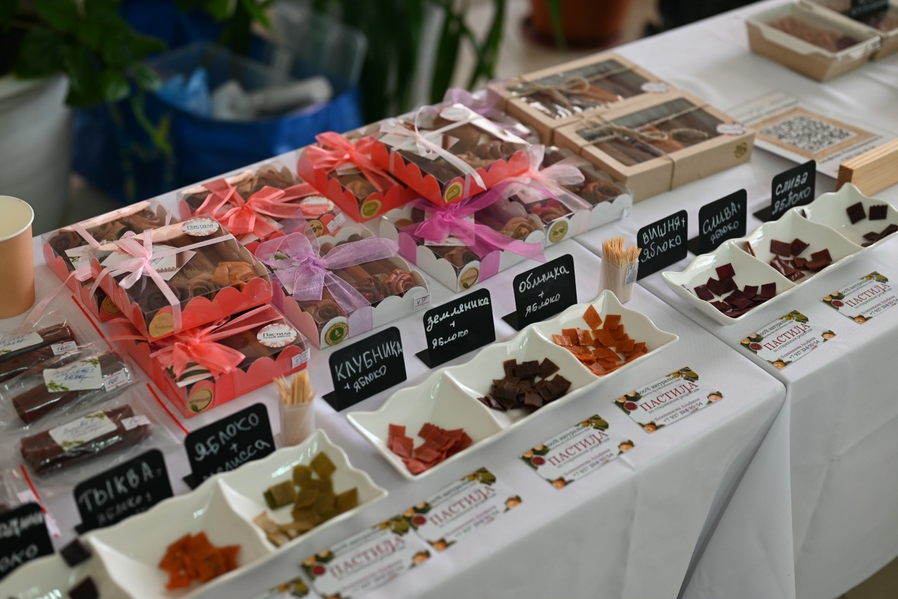 В Мелеузе ремесленники Союза "Золотые руки" провели ярмарку-дегустацию