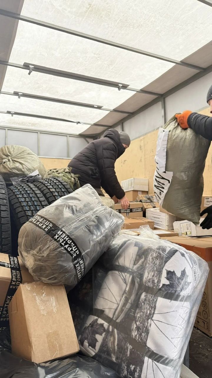 Из Мелеузовского района в зону СВО доставили баню на прицепе и автомобили