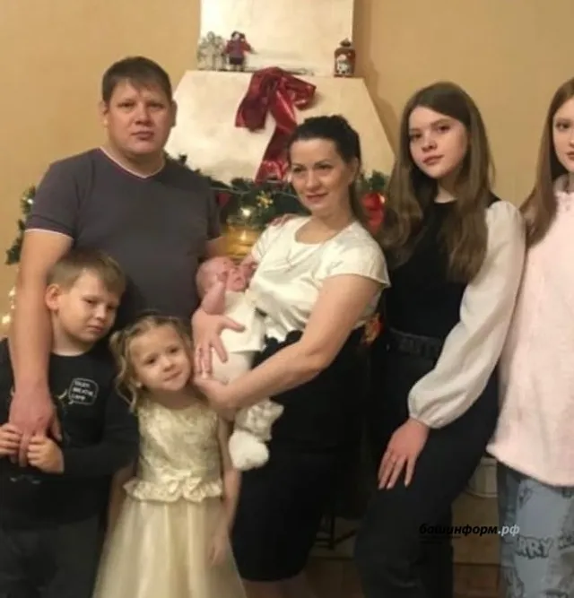 Мама пятерых детей из Уфы успешно совмещает карьеру в банке и воспитание