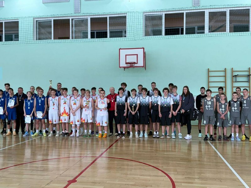 Баскетболисты из Мелеуза стали бронзовыми призёрами регионального турнира