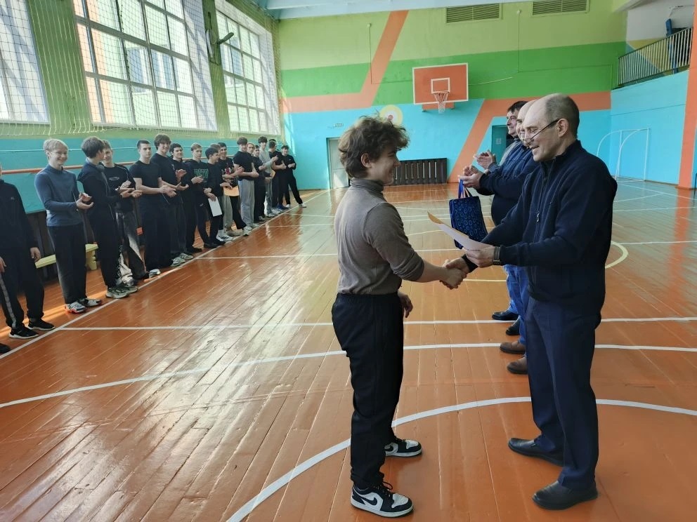 "А ну-ка, парни!" в Мелеузе выявили ловких и смелых ребят