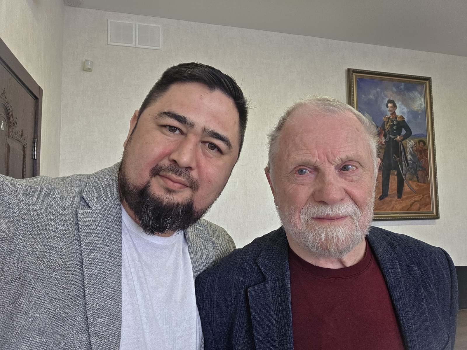 Как книга Есенина обрела второй дом у башкирского поэта Рами Гарипова