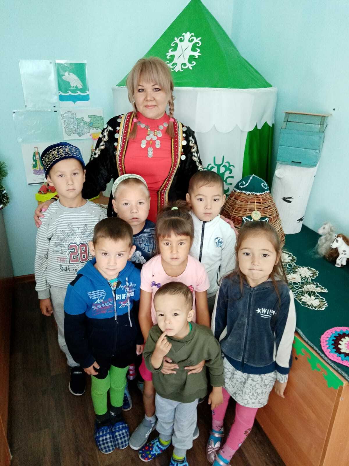 Мелеузовский воспитатель Лилия Аскарова кладёт в основу преподавания родной язык