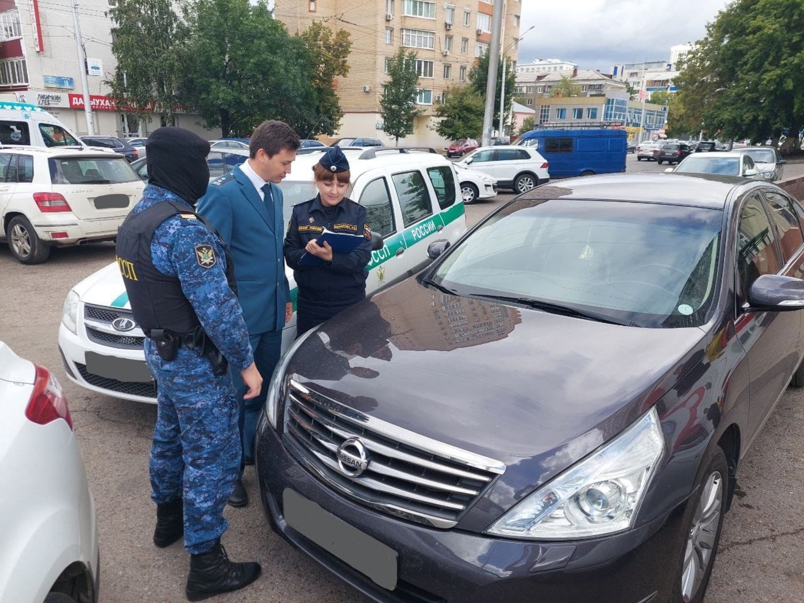 В Башкирии элитные авто продадут за долги по налогам