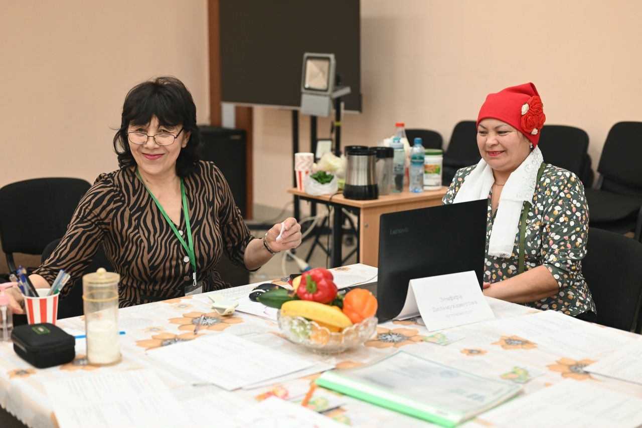 В Мелеузе ремесленники Союза "Золотые руки" провели ярмарку-дегустацию