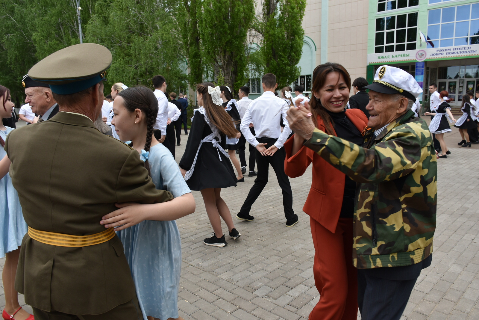 Всероссийская акция «Вальс Победы» в Мелеузе