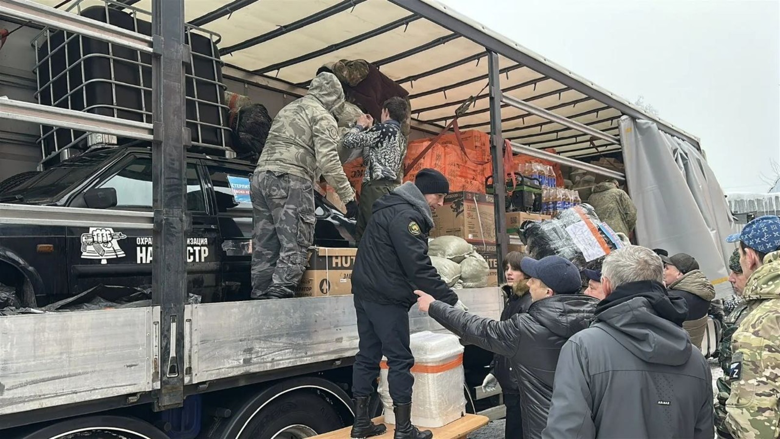 Из Башкирии в зону СВО отправили колонну с гуманитарной помощью