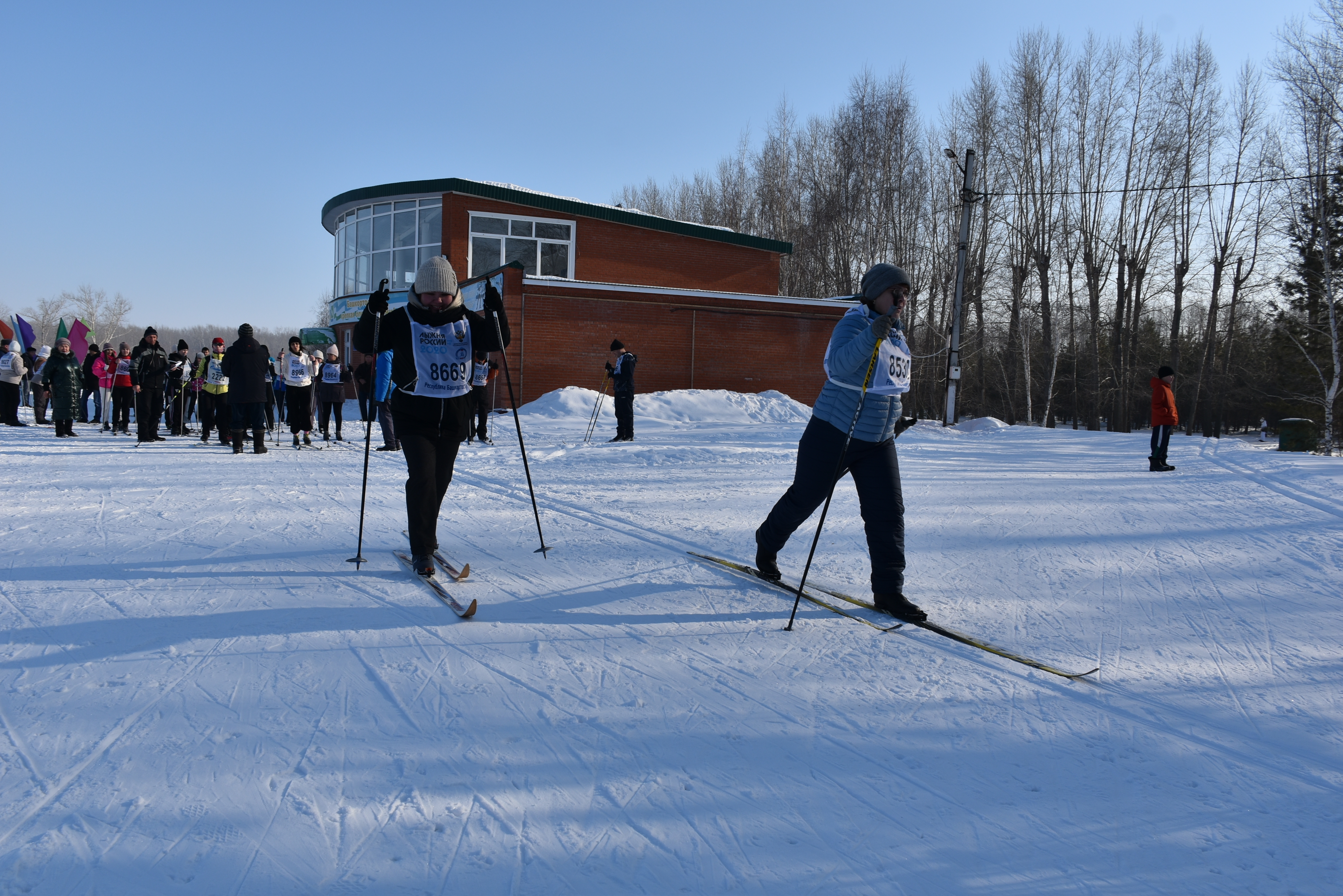 В Мелеузе утверждён график работы лыжной базы, корта и катка в праздничные дни