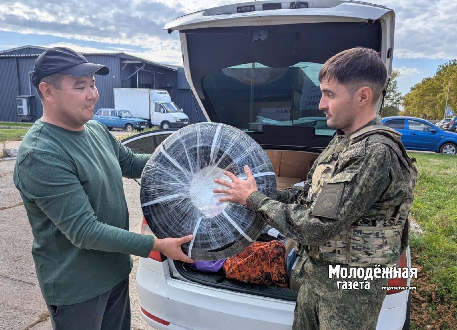 Журналисты из Уфы доставили гуманитарный груз бойцам-землякам в Запорожской обла