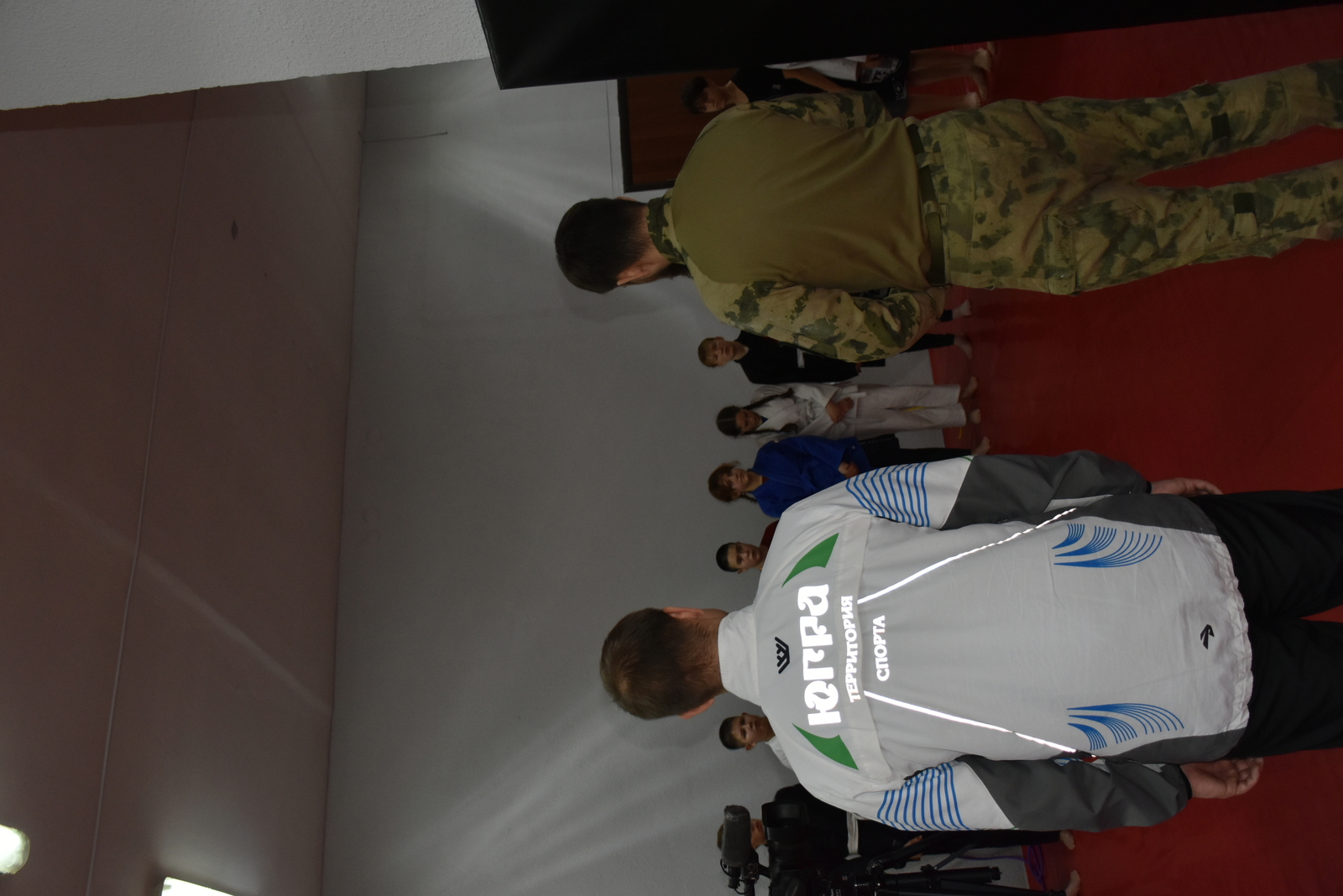 В Мелеузе чемпион Александр Петрухин провёл урок мужества для юных спортсменов