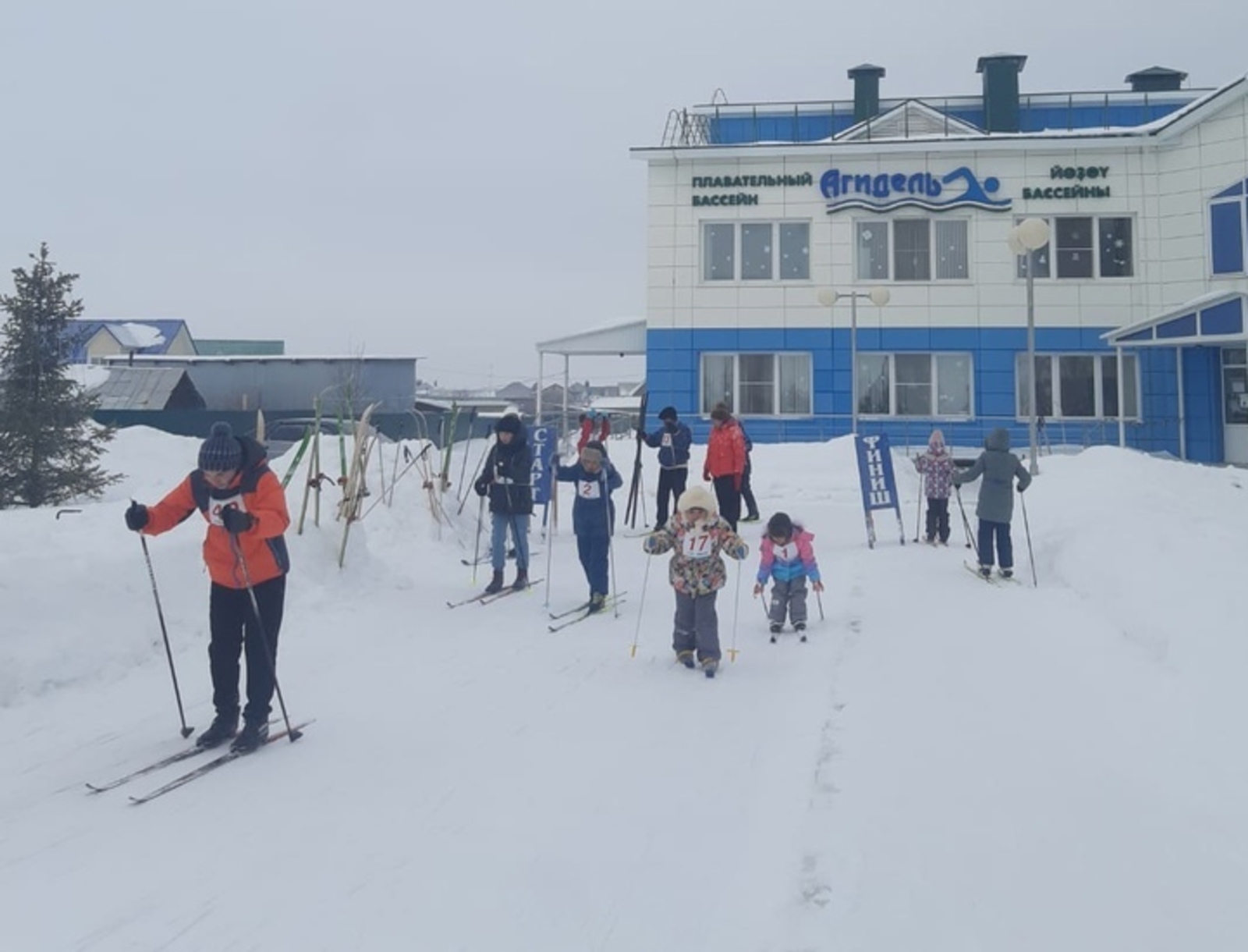 В Зиргане состоялись соревнования лыжников