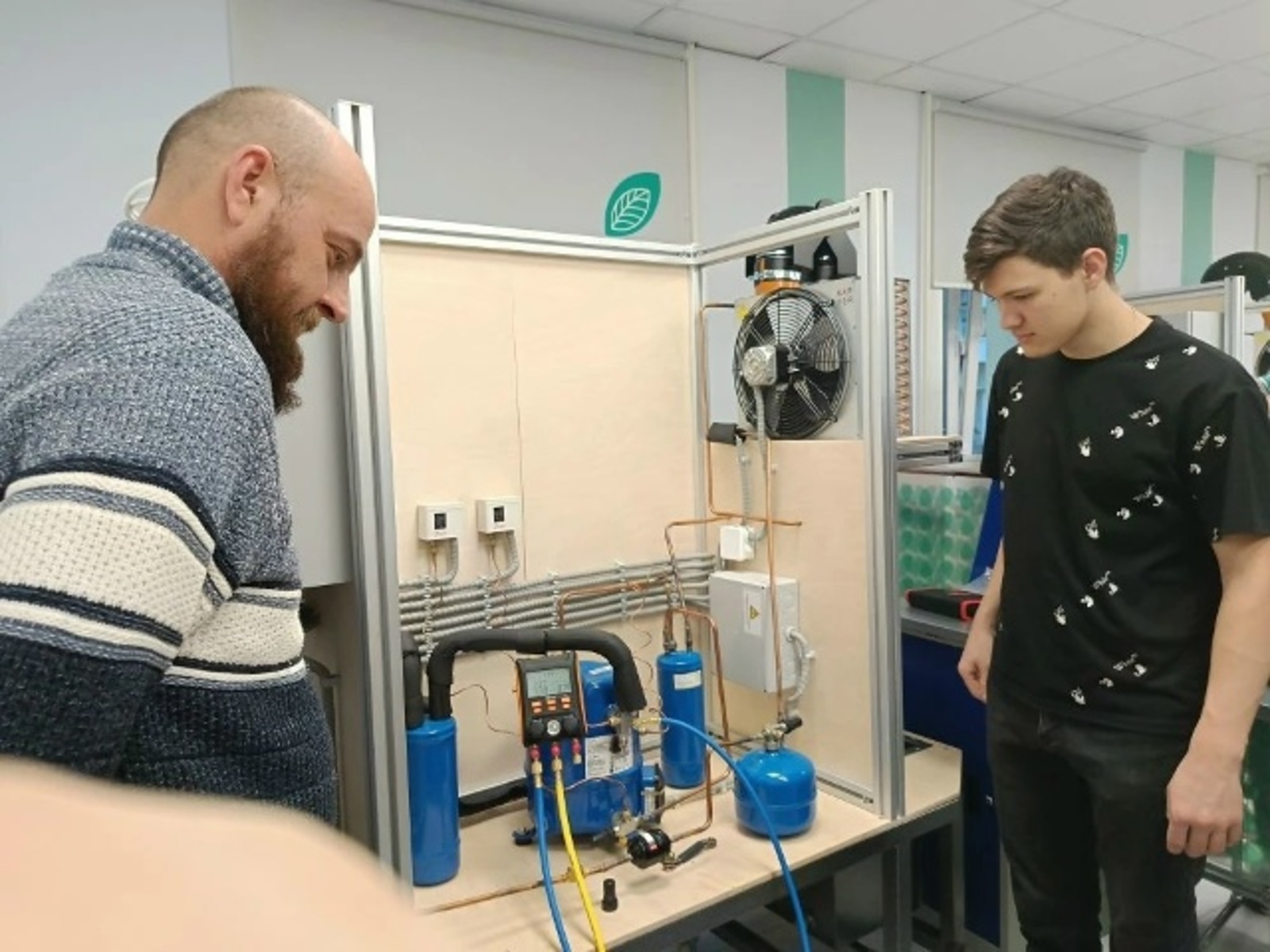 Выпускники колледжа в Мелеузе помогают в подготовке к чемпионату "Профессионалы"