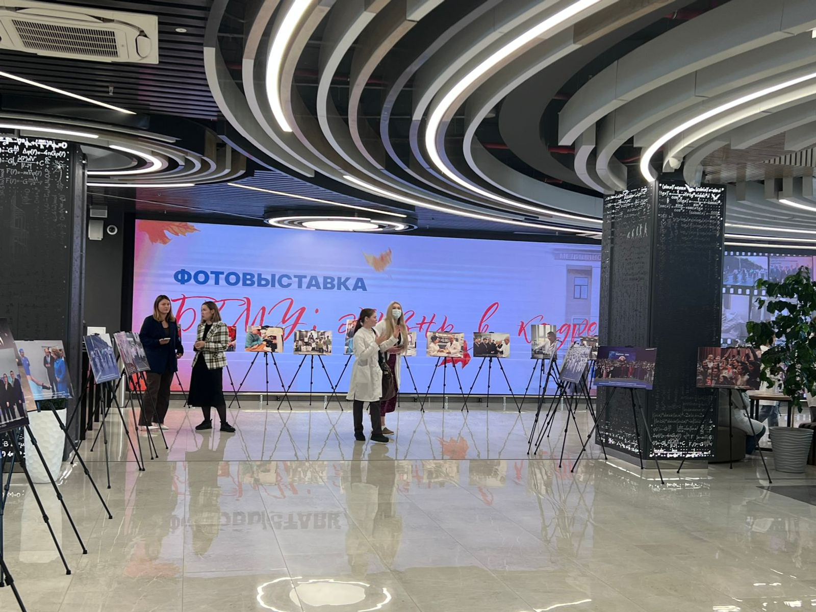 «БГМУ: жизнь в кадре»: в Межвузовском кампусе Уфы открылась фотовыставка
