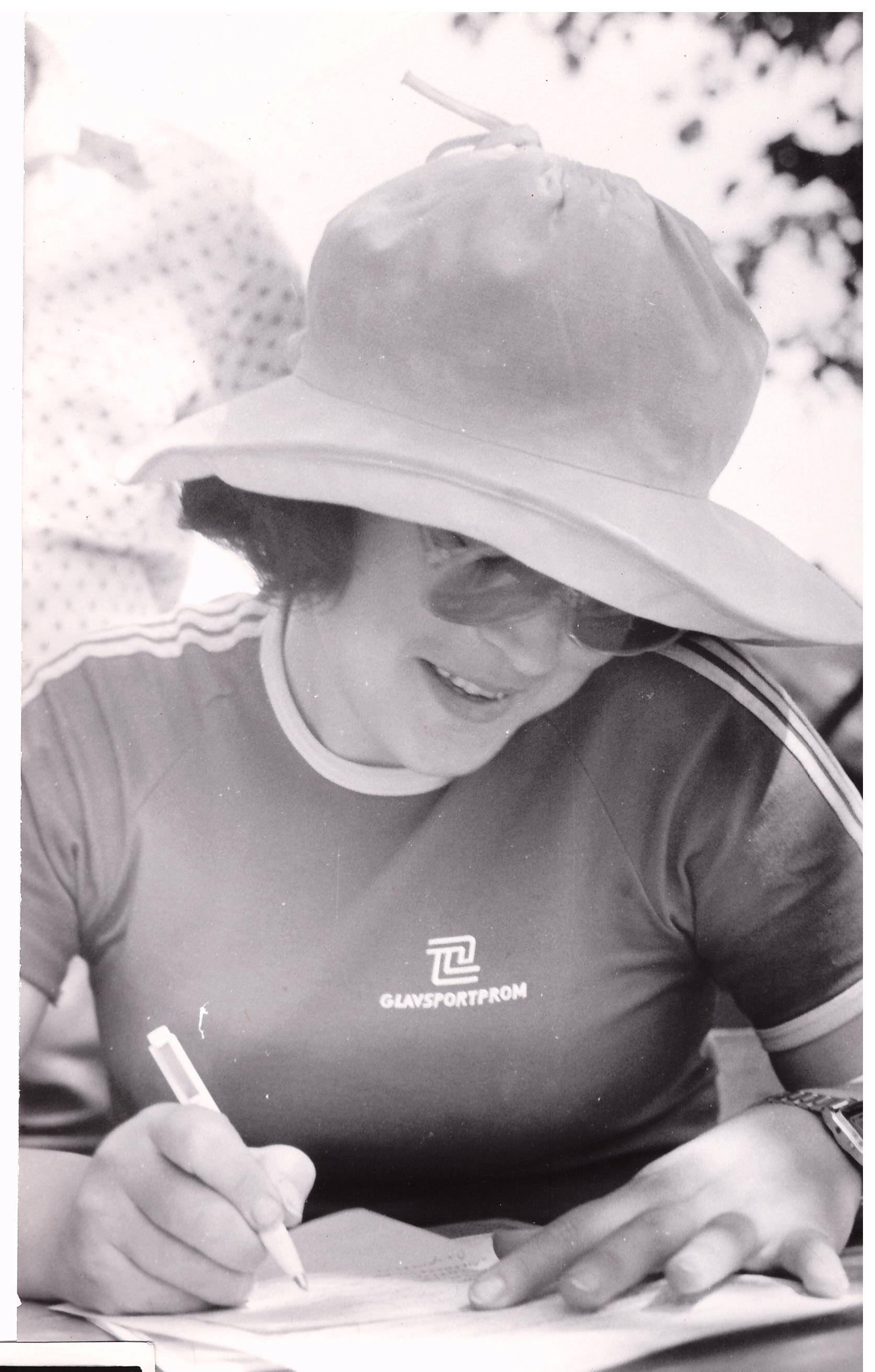 В Мелеузе прекрасный юбилей отмечает руководитель ЗАГСа Лилия Менчикова