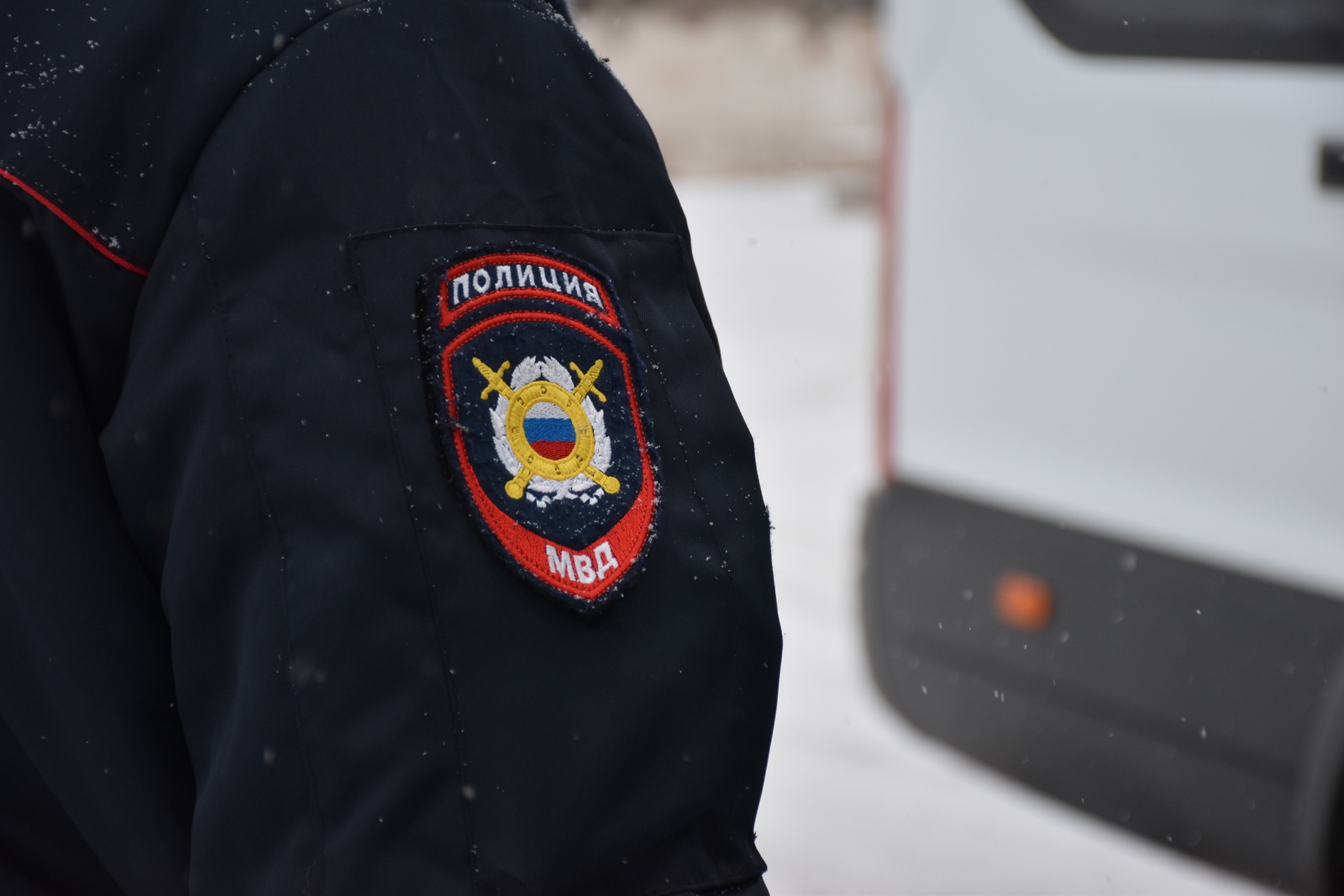 Сотрудники ГИБДД предупреждают о сложной обстановке на дорогах Башкортостана из-за метели