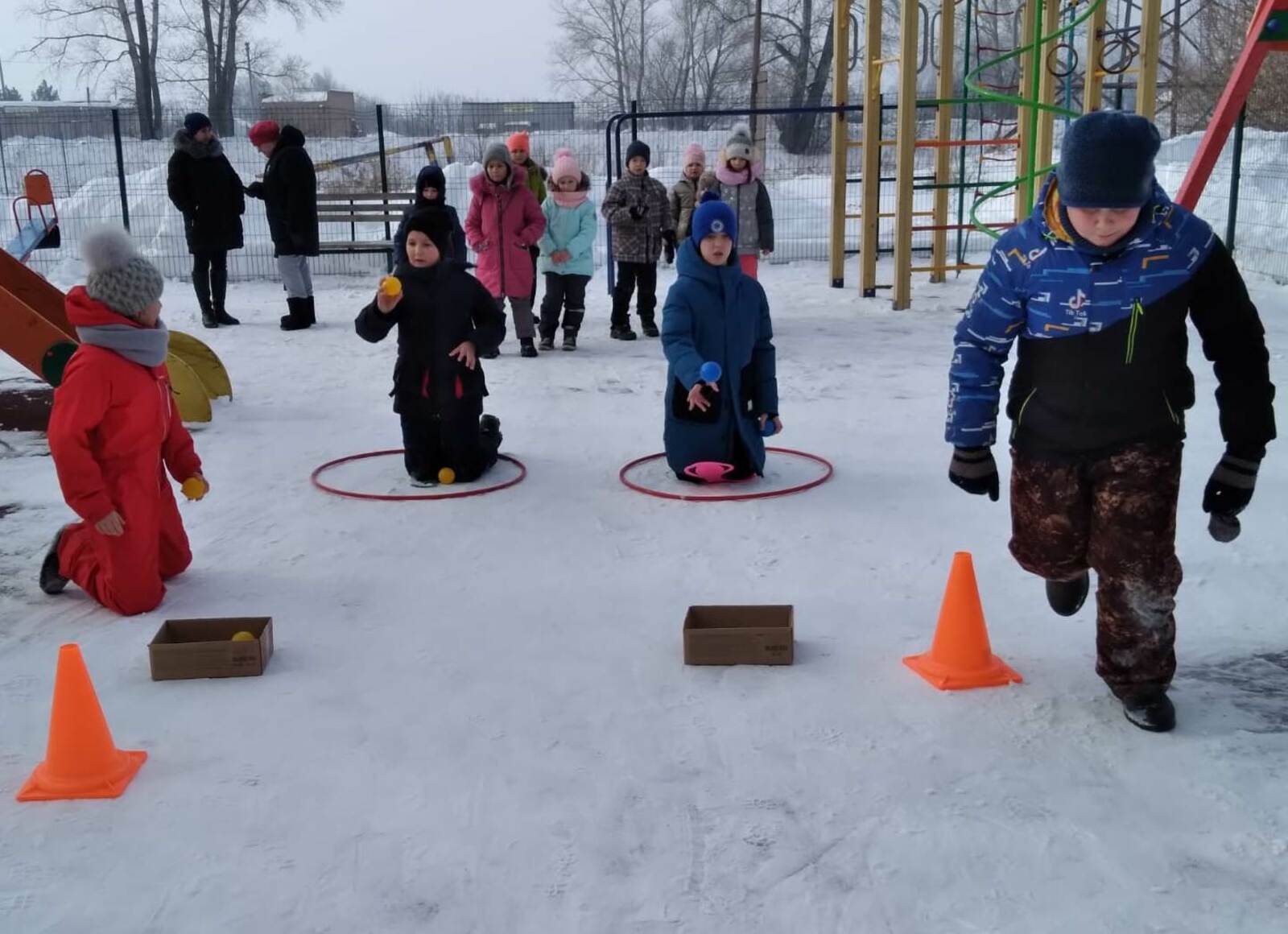 Детский спортивный праздник состоялся во дворе пл. лесокомбината г. Мелеуза