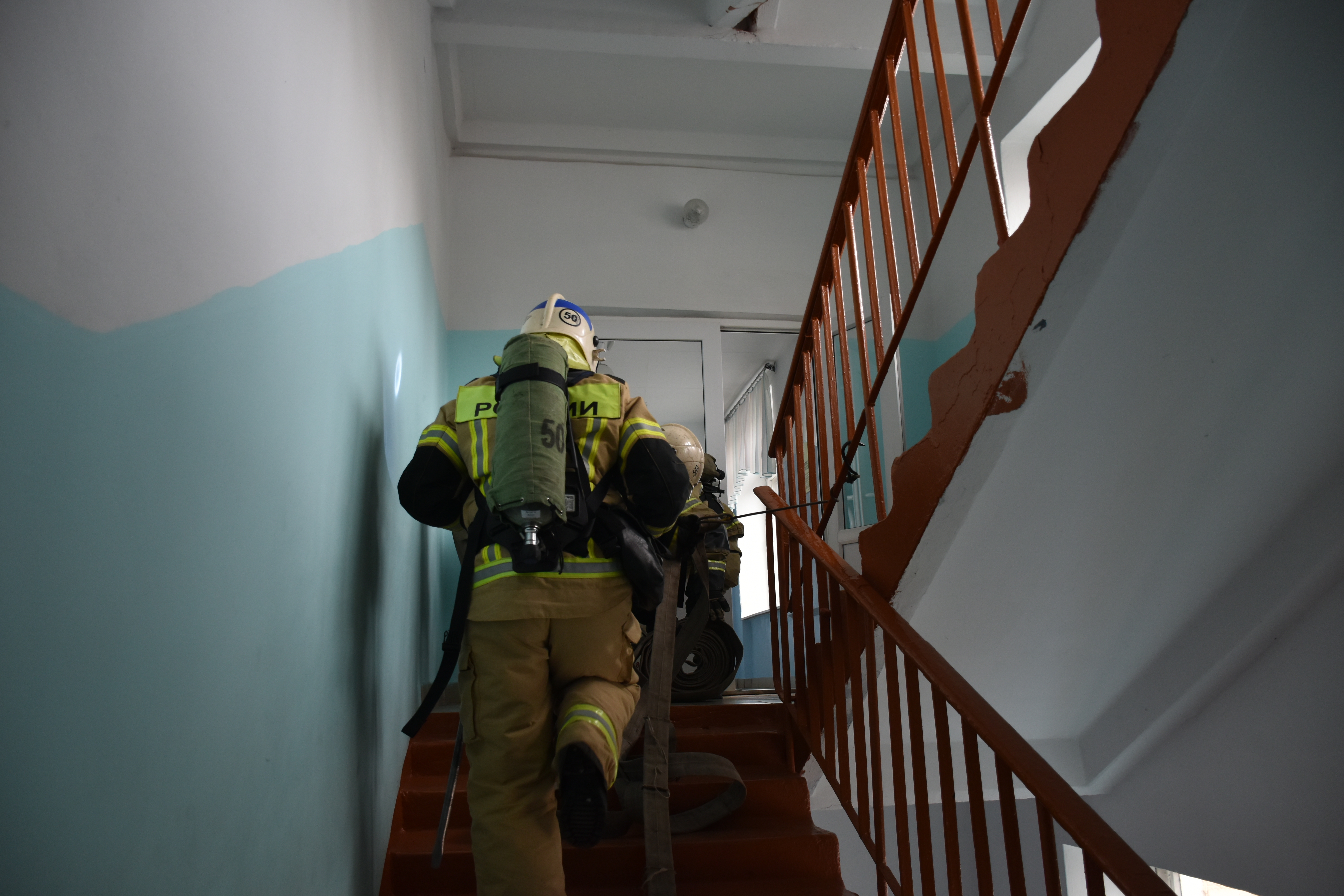 Мелеузовские пожарные предупреждают: в марте угроза пожаров в жилых помещениях по-прежнему высока!