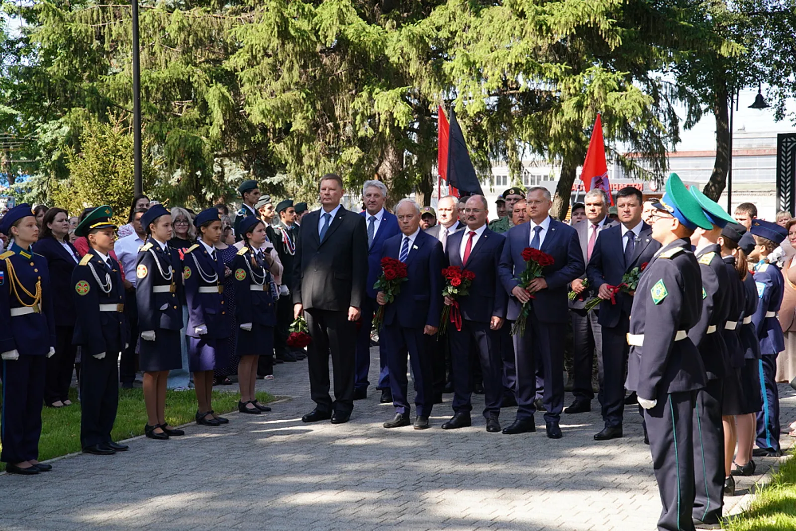 В Башкирии почтили память Николая Гастелло в честь 100-летия ОДК-УМПО