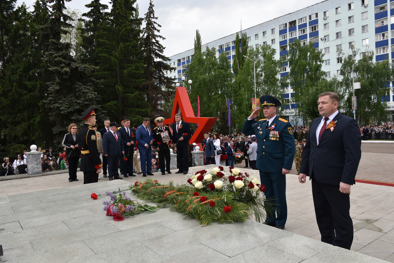 С юбилеем Великой Победы, Мелеуз!